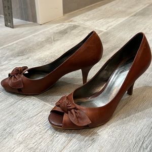 Jessica Simpson heels, size 6
